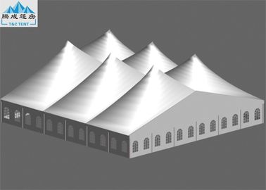 Birden Çok Spires A Şekilli Marquee Parti Çadırı 30x30 m Şeffaf Şeffaf Pencerelere Dayanıklı UV